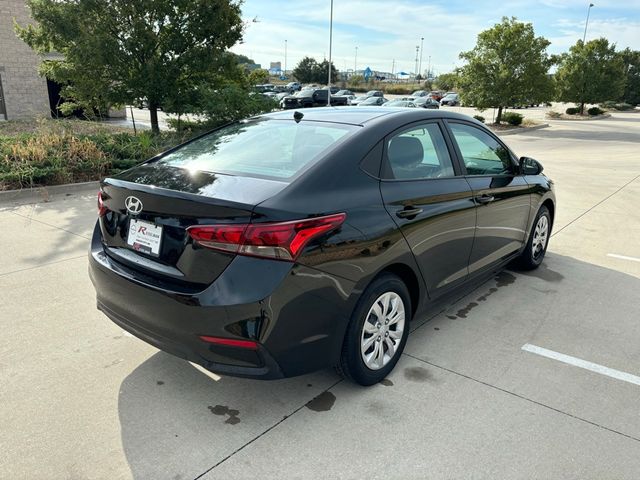 2022 Hyundai Accent SE