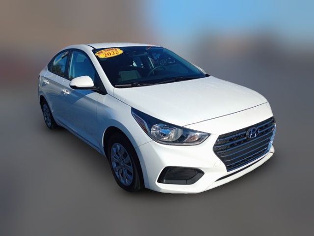 2022 Hyundai Accent SE