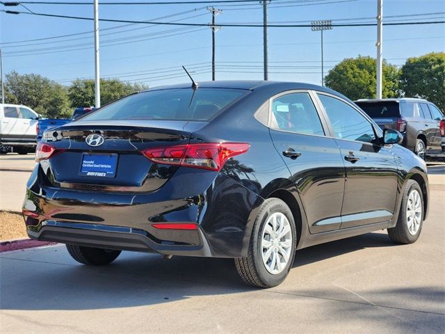 2022 Hyundai Accent SE