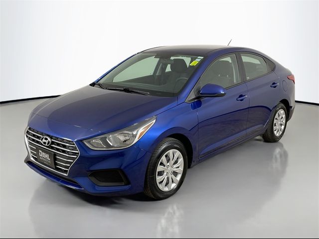 2022 Hyundai Accent SE