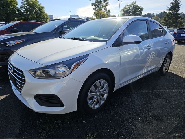 2022 Hyundai Accent SE