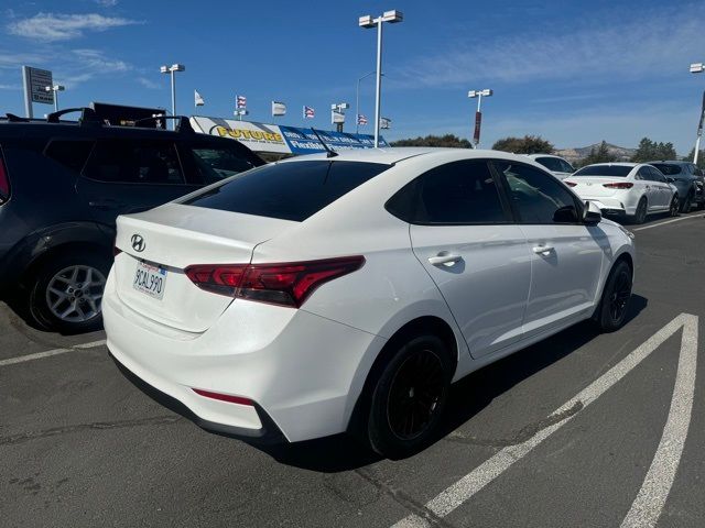 2022 Hyundai Accent SE