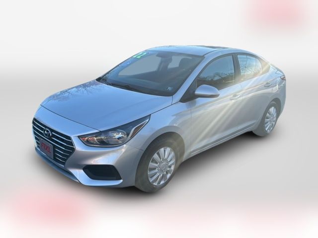 2022 Hyundai Accent SE