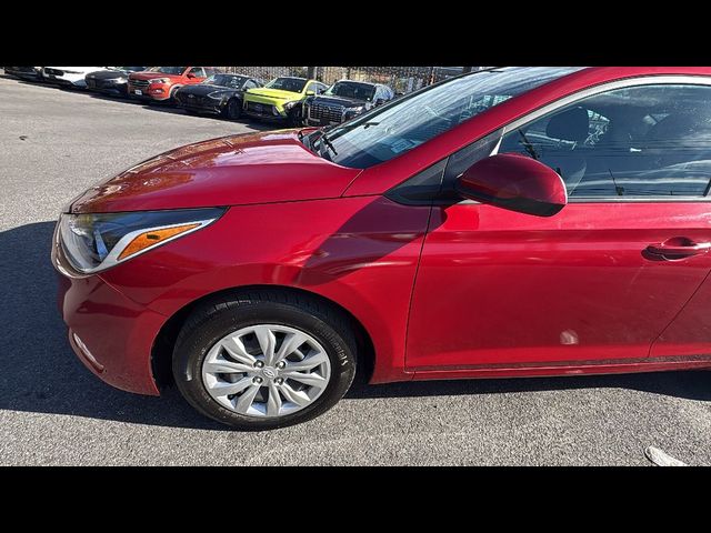 2022 Hyundai Accent SE