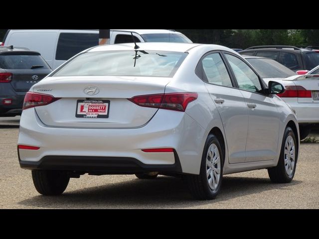 2022 Hyundai Accent SE