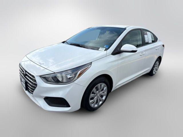 2022 Hyundai Accent SE