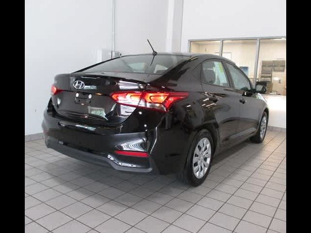 2022 Hyundai Accent SE