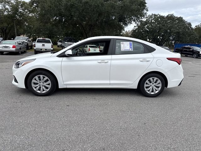 2022 Hyundai Accent SE