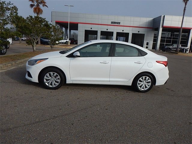 2022 Hyundai Accent SE