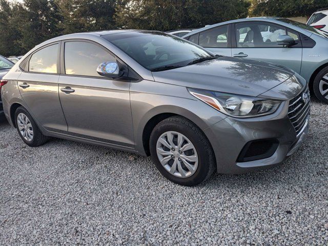 2022 Hyundai Accent SE