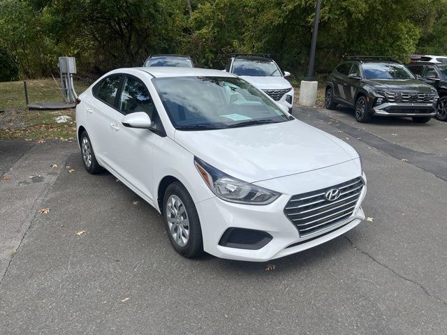 2022 Hyundai Accent SE