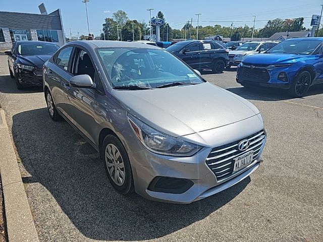 2022 Hyundai Accent SE