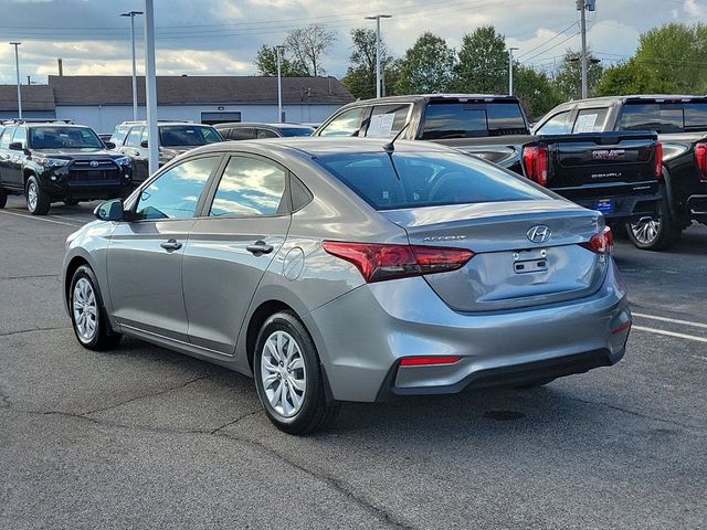 2022 Hyundai Accent SE