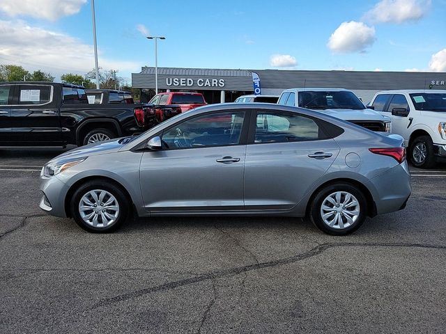 2022 Hyundai Accent SE