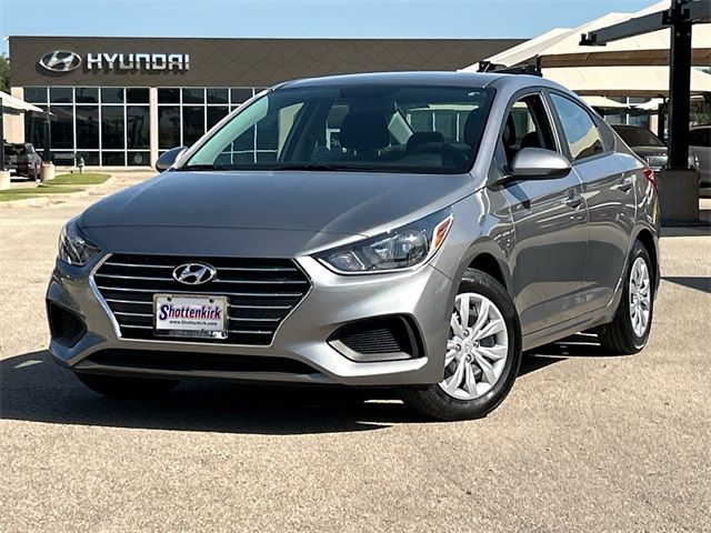 2022 Hyundai Accent SE