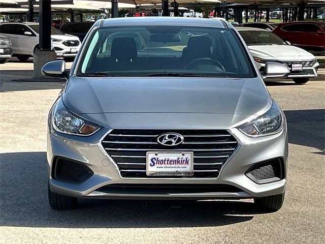 2022 Hyundai Accent SE