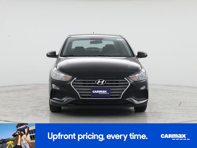 2022 Hyundai Accent SE