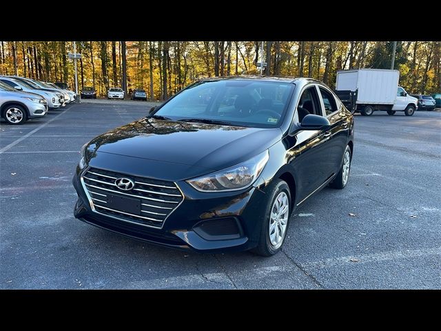 2022 Hyundai Accent SE