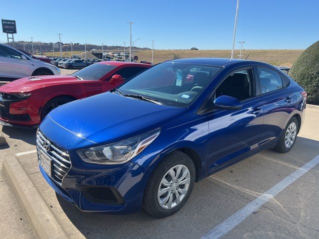 2022 Hyundai Accent SE