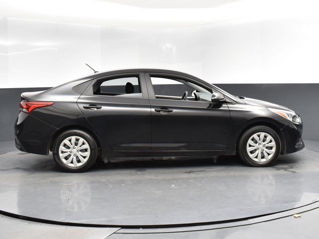 2022 Hyundai Accent SE