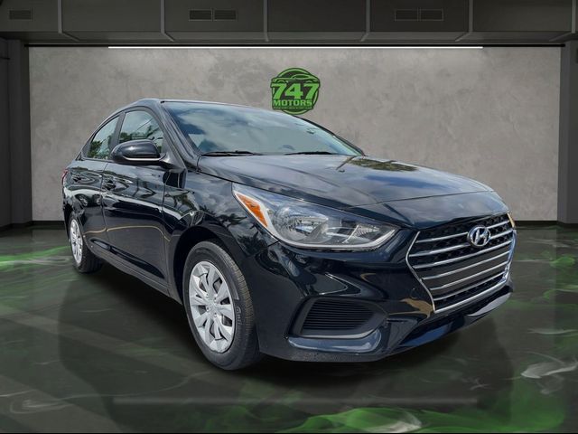 2022 Hyundai Accent SE