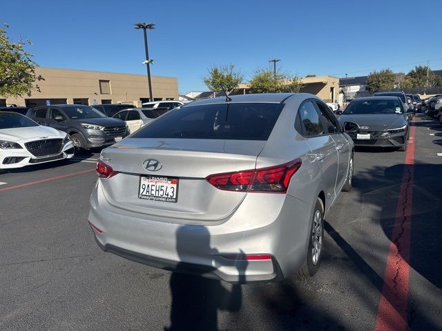 2022 Hyundai Accent SE