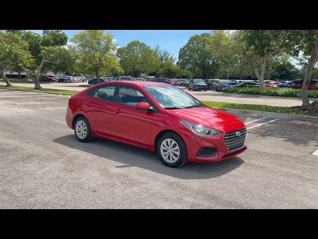 2022 Hyundai Accent SE