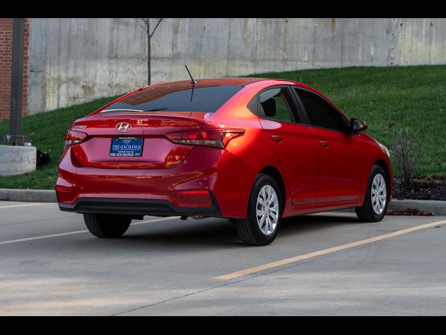 2022 Hyundai Accent SE