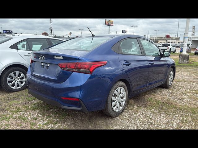 2022 Hyundai Accent SE