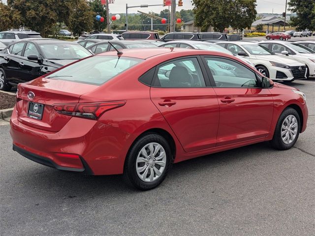 2022 Hyundai Accent SE