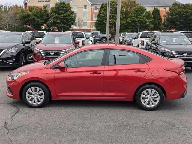 2022 Hyundai Accent SE