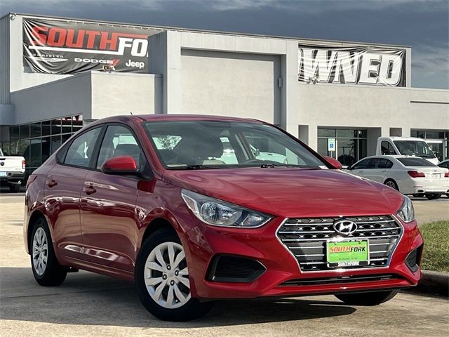 2022 Hyundai Accent SE