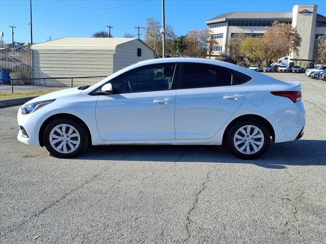 2022 Hyundai Accent SE