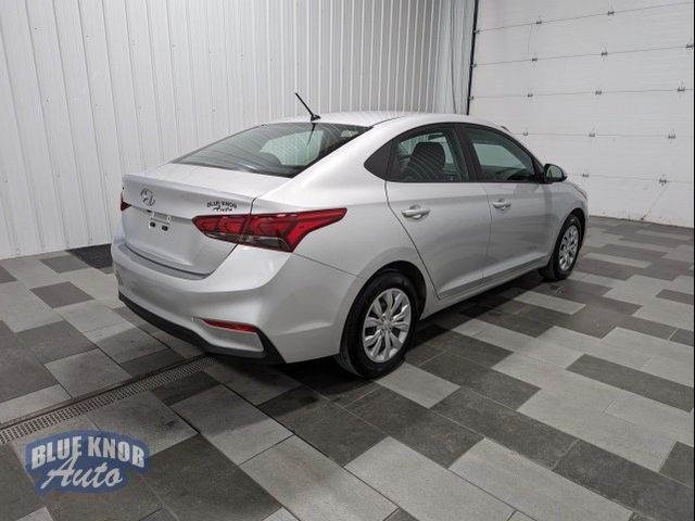 2022 Hyundai Accent SE