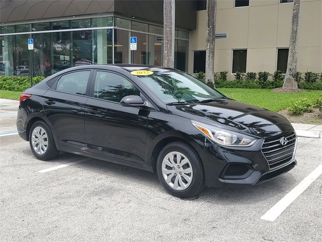 2022 Hyundai Accent SE