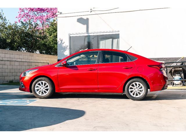 2022 Hyundai Accent SEL