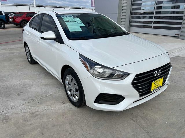 2022 Hyundai Accent SE