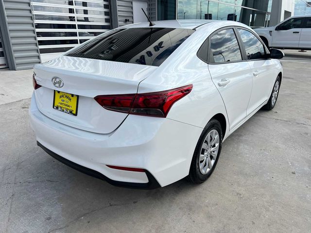 2022 Hyundai Accent SE