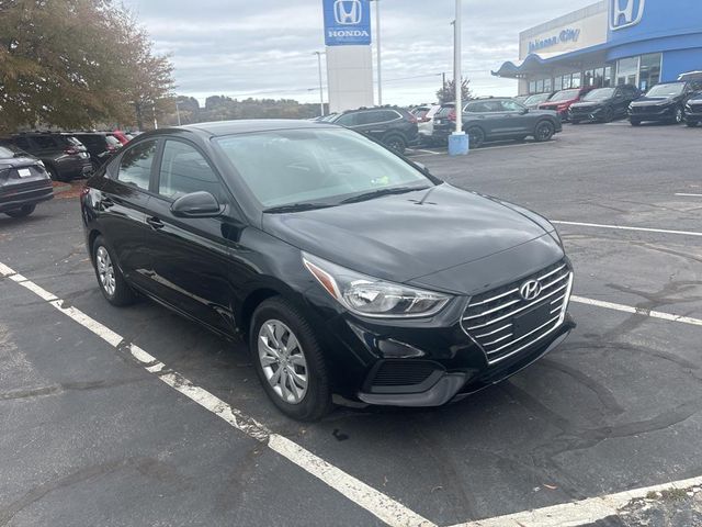 2022 Hyundai Accent SE