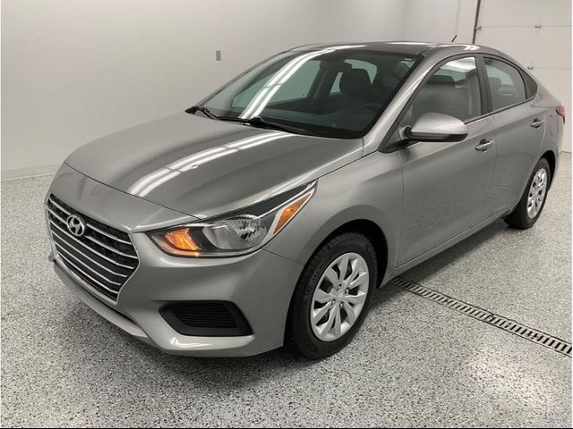 2022 Hyundai Accent SE