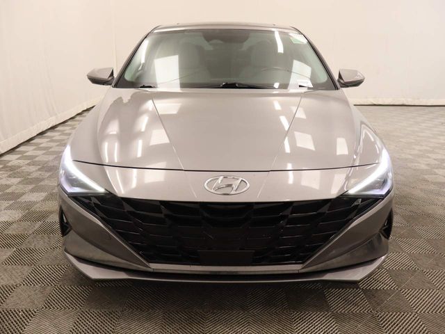 2022 Hyundai Elantra Limited