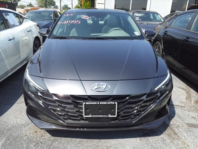 2022 Hyundai Elantra SEL