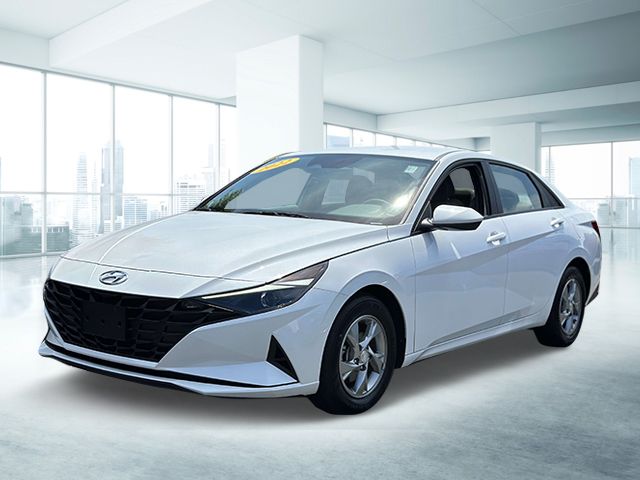 2022 Hyundai Elantra SE