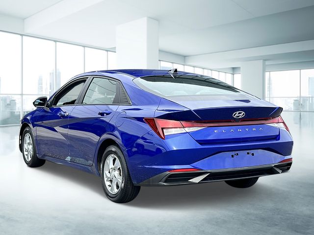 2022 Hyundai Elantra SE