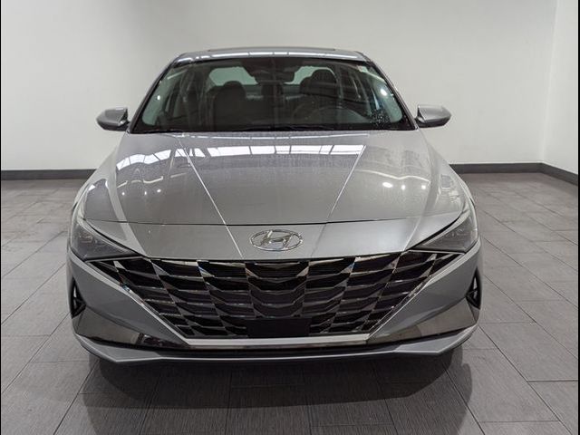 2022 Hyundai Elantra Limited