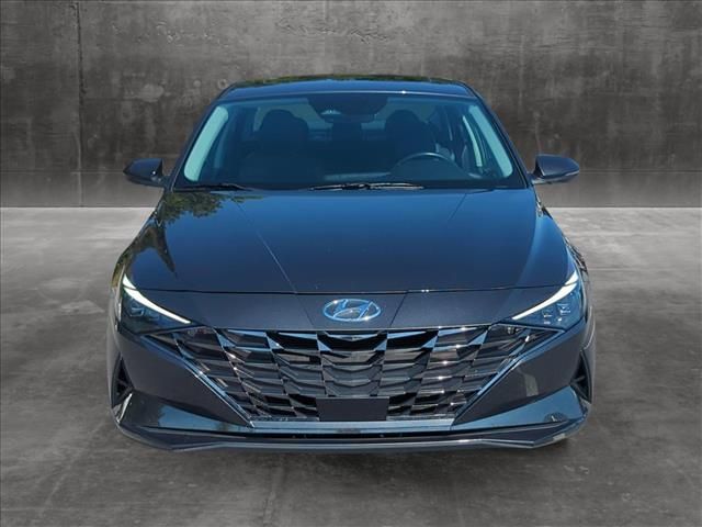 2022 Hyundai Elantra Limited