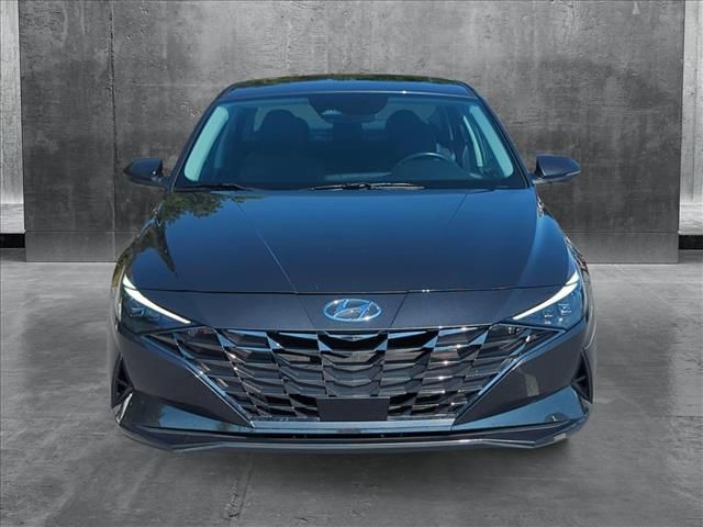 2022 Hyundai Elantra Limited