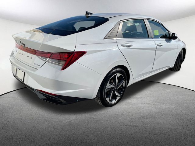 2022 Hyundai Elantra Limited