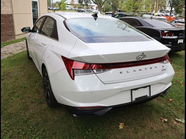 2022 Hyundai Elantra Limited