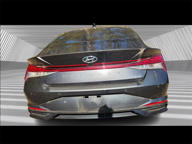 2022 Hyundai Elantra Limited